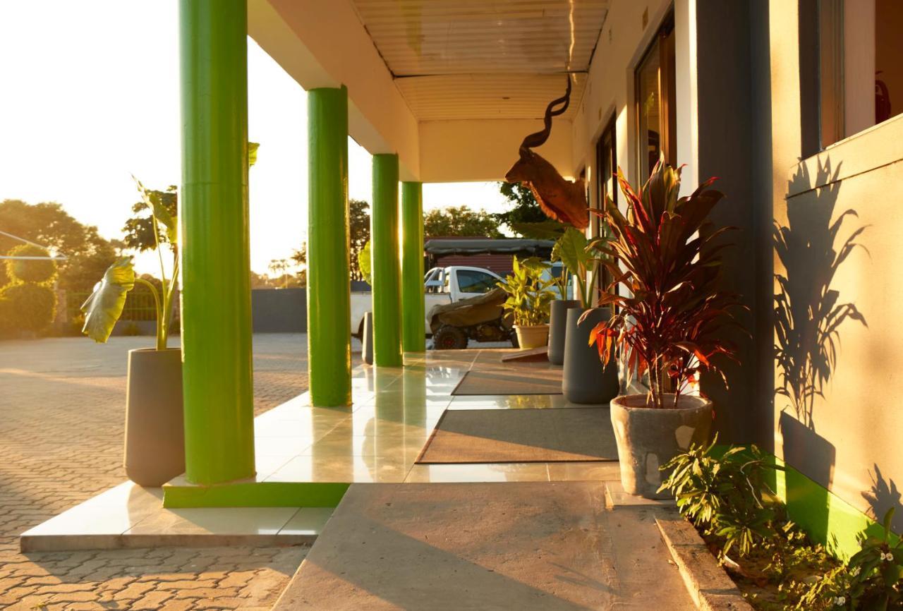 Laha Hotel Maun Exterior foto